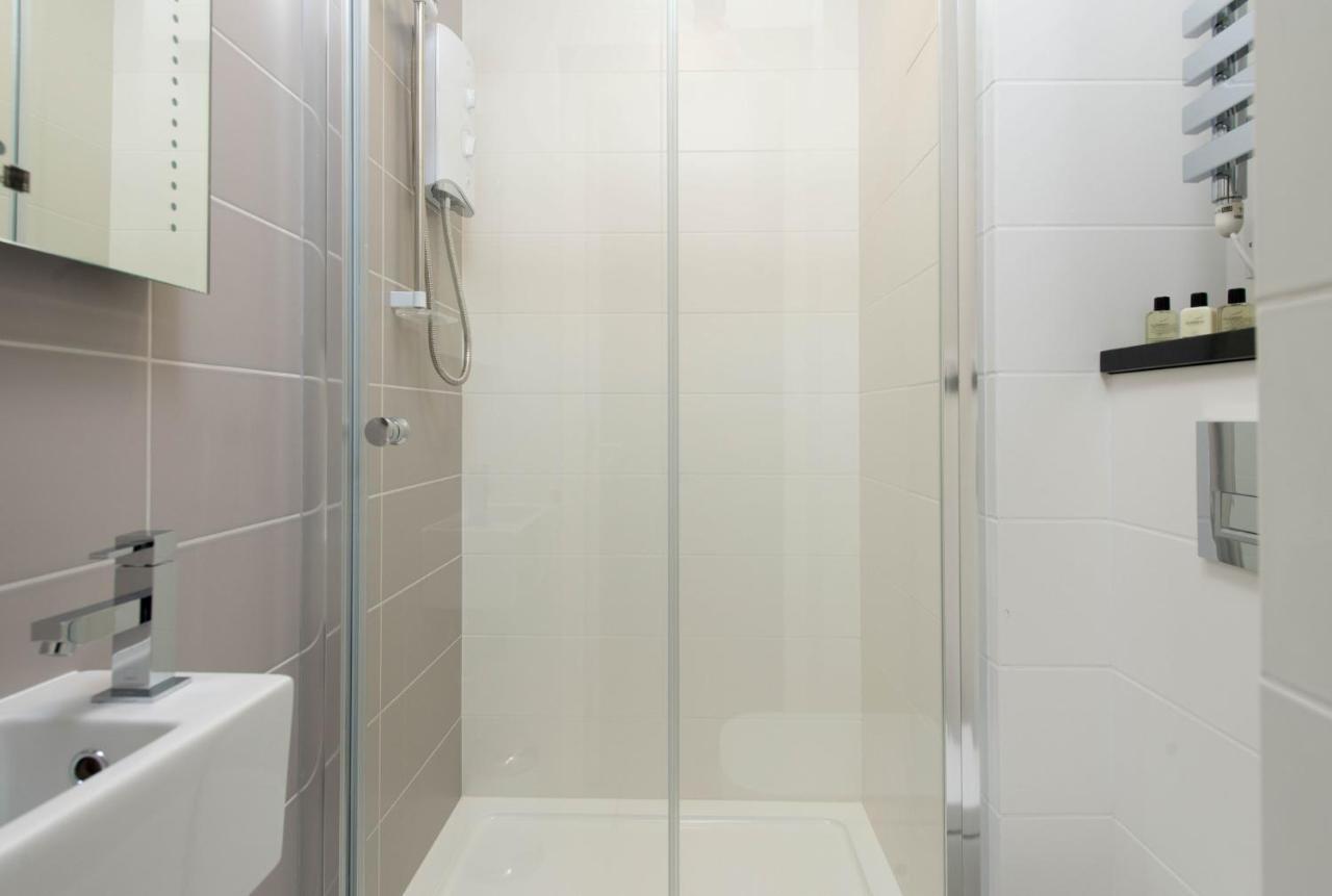 Casa de Férias Mulberry Flat 2 - Two Bedroom 1st Floor By Living Londres
