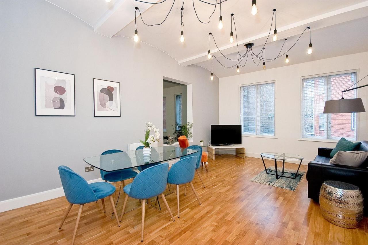 Mulberry Flat 2 - Two Bedroom 1st Floor By Living Casa de Férias *